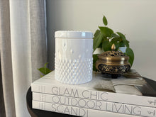 Load image into Gallery viewer, Gloss White Rockstud 350ml Soy Candle