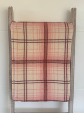 Load image into Gallery viewer, 100% Pure Wool SINGLE Blanket