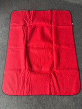 Load image into Gallery viewer, RUGGA 100% Pure New Zealand Wool Travel Rug