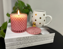 Load image into Gallery viewer, Blush Quartz Medium Geo 300ml Soy Candle

