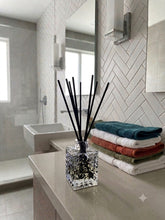 Load image into Gallery viewer, Cut Glass Home Diffuser
