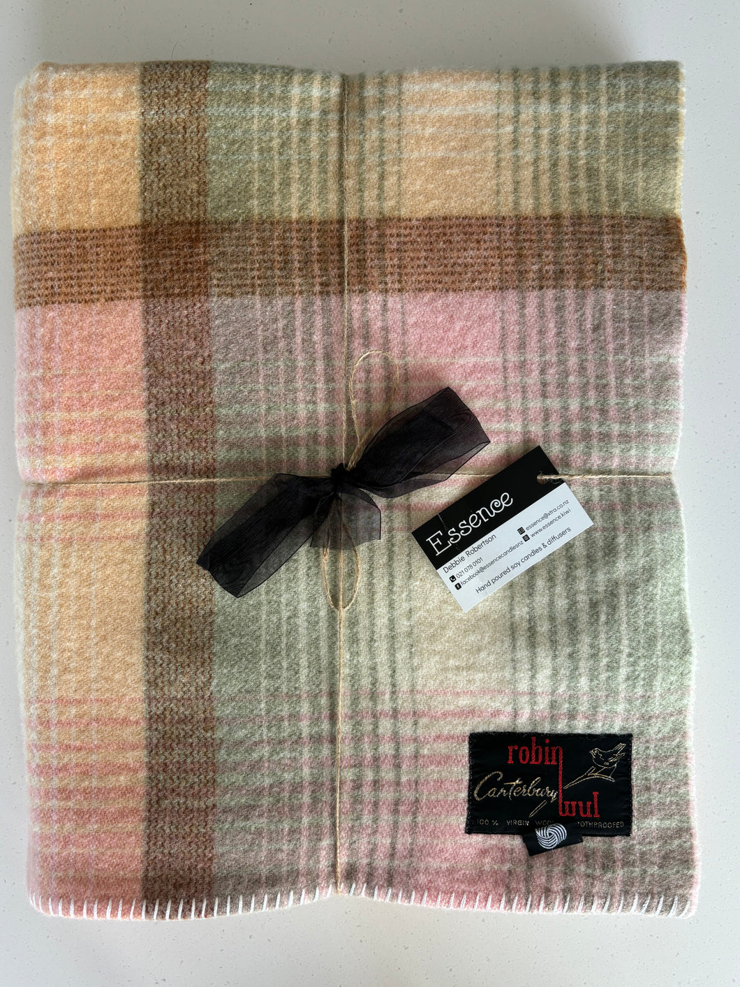 Beautiful Robinwul of Canterbury KING SINGLE Pure Wool Blanket