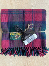 Load image into Gallery viewer, TWEEDMILL Pure Wool Knee Rug

