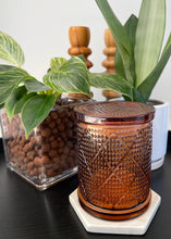 Load image into Gallery viewer, Amber Diamond 450mls Soy Candle
